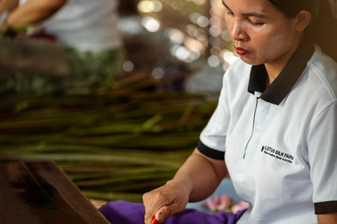 Siem Reap Lotus Silk Farm Tour with Pick Up downtown Siem Reap : Ferme de Soie de Lotus - Visite Guidée Francaise