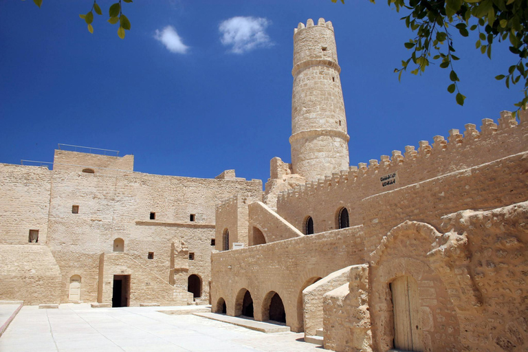 Całodniowe atrakcje Sousse i Monastiru, w tym lunch