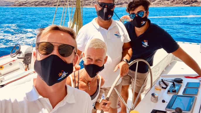 catlanza gold sailing for families