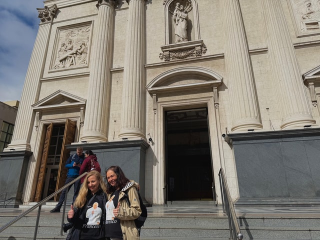 Buenos Aires 3-Hour Small Group Pope Francis Tour