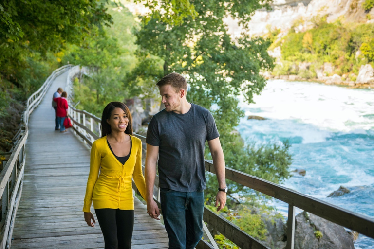 Niagara Falls, Canada: White Water Walk Entry Ticket