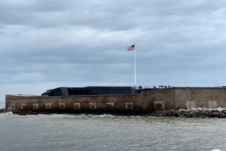 Charleston: Fort Sumter Entry Ticket mit Hin- und Rückfahrt mit der FährePatriot's Point Abreise