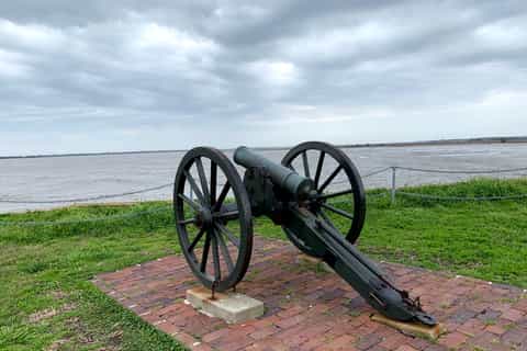 Fort Sumter: National Monument Entry Ticket & Ferry