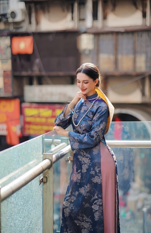 Hanoi Old Quarter: Ao Dai Rental & Professional Photoshoot