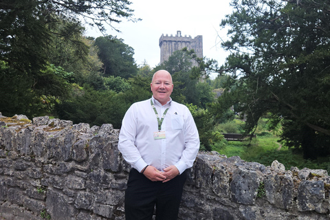 مقبرة نيوجرانج ممر نيوجرانج والمواقع الأيرلندية القديمة.