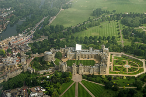 From London: Windsor, Stonehenge, & Salisbury Cathedral Trip Flexible Tour Option without entries in Spanish