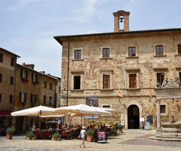 Montepulciano: Winery Tour and Tasting