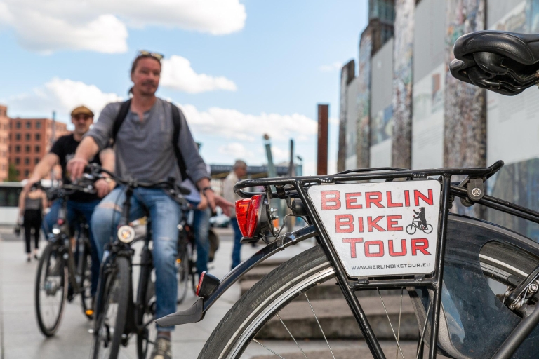 Berlin Wall History Small Group Cycling Tour Tour in German