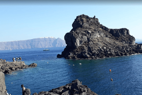 Santorini: Private Motorboat Cruise and Volcano Hike Daytime 4-Hour Private Motorboat Cruise & Hike
