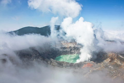 San José : points forts de Cartago, volcan Irazu et sources chaudesVisite privée