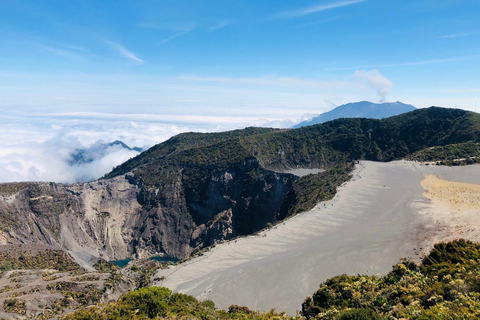 San José: lo más destacado de Cartago, volcán Irazú y aguas termalesTour privado