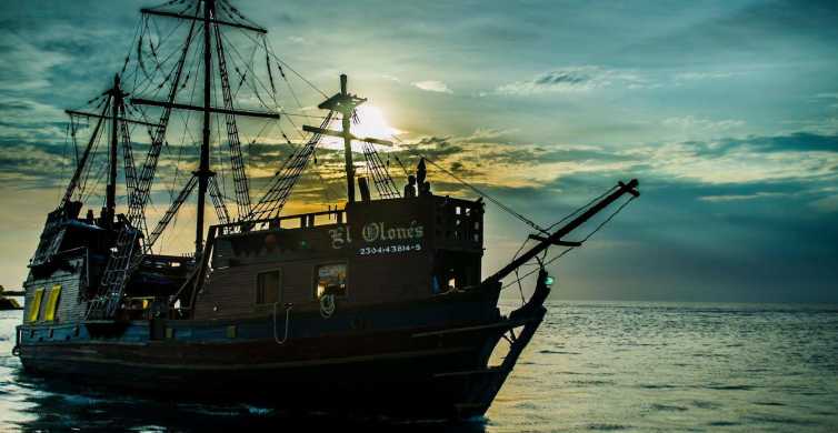 Cozumel: Pirate Ship Cruise with Dinner & Show