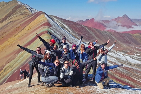 Z Cusco: całodniowa wycieczka do Rainbow Mountain z wczesnym dostępem