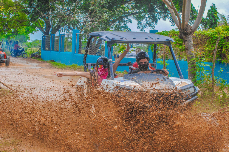 O BUGGY SELVAGEM DE PUNTA CANA QUEBRA A TRILHA COM A PROTEÇÃO DE EXTRAMAS