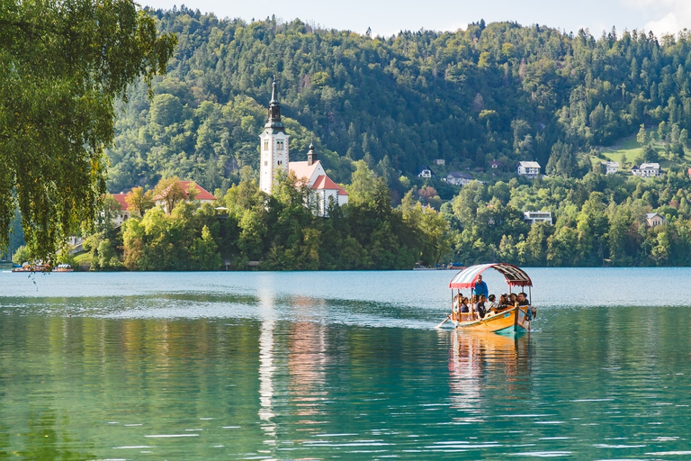 From Koper: Bled & Ljubljana Cruise Trip with Guide
