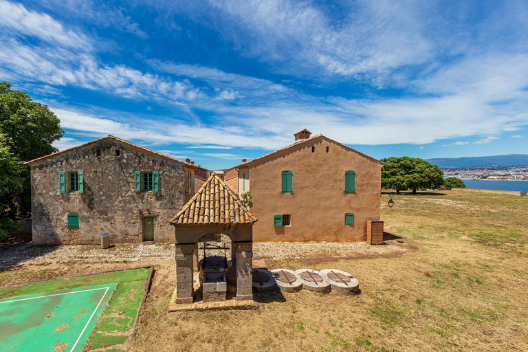 Viaje en ferri a isla Sainte-Marguerite desde Niza