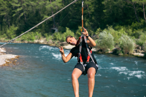 Sida: Privat rafting, zipline, fyrhjuling eller buggy med lunchPrivat forsränning, ziplining, fyrhjuling/ buggy med gemensam upphämtning