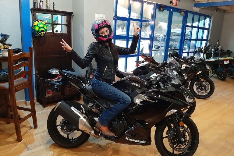 Monterey: alquiler de motocicletas las 24 horas o 48 horasAlquiler de motos las 24 horas
