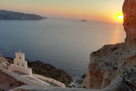Santorini: Private 5-Hour Hidden Gems Experience