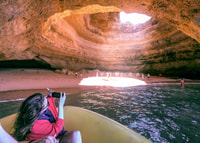 Portimão, Benagil Grottoes Bootsfahrt - Hizvo