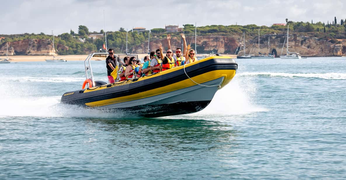 Portimão: Benagil Grottoes 2-hour Boat Cruise