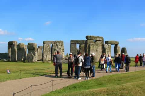 From London: Stonehenge and Bath Full-Day Tour