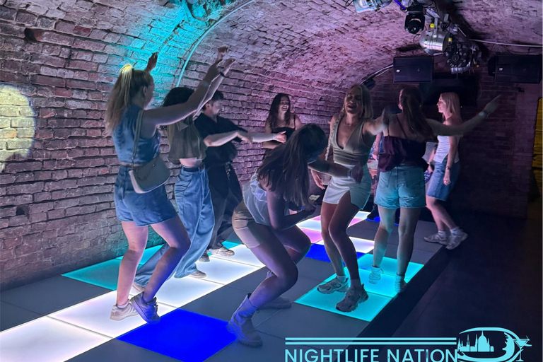 Budapest: Nighttime Ruin Bars Crawl with 6 Shots & VIP Entry