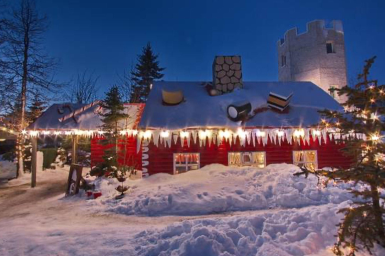 De Akureyri: Cachoeira Goðafoss e passeio pela Casa do Papai Noel