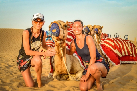 Abu Dhabi: woestijnsafari met kamelenrit in de ochtendPrivétour