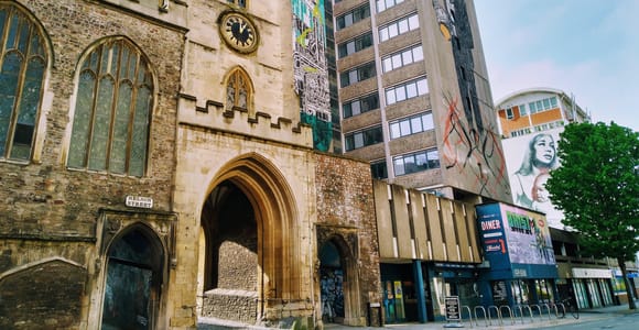 Bristol: Self-Guided Sightseeing Audio Tour