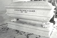 Savannah, Tour de Historia de la Mujer en el Cementerio Laurel Grove - Hizvo
