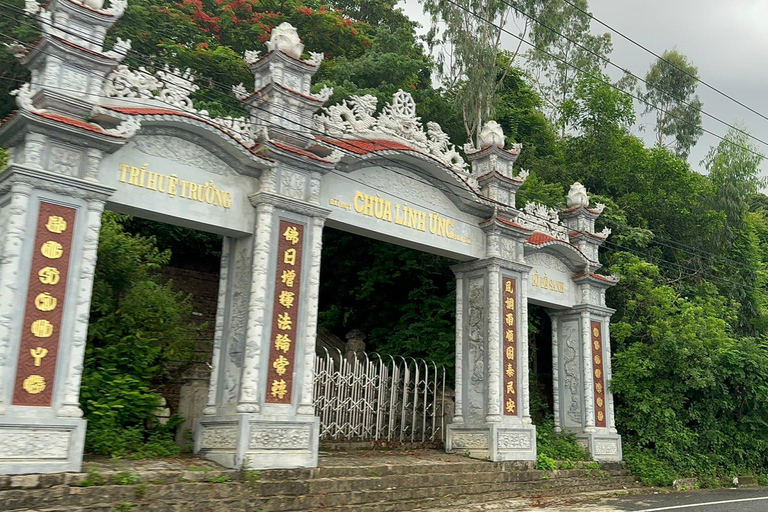 Excursão turística de meio dia à cidade de Da Nang em motaPasseio de mota