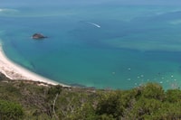 Tour de Día de Arrábbra y Sesimbra y degustación de vinos - Housity