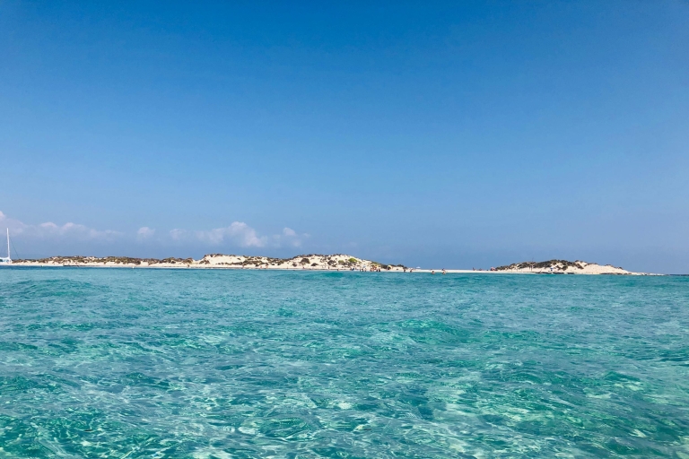 Desde Ibiza: tour de vela de día completo a FormenteraTour privado