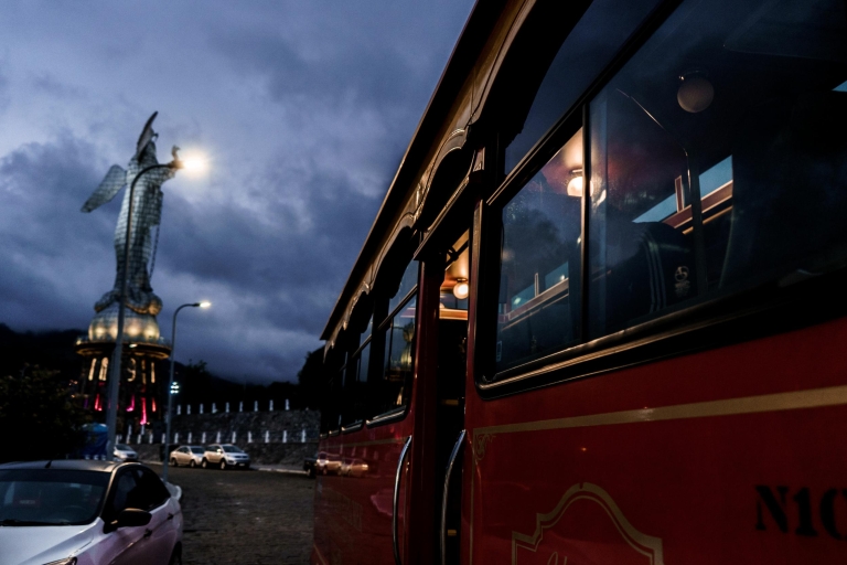 Quito: Stedelijke legendes van Quito bij nachtOptie met hoteltransfers
