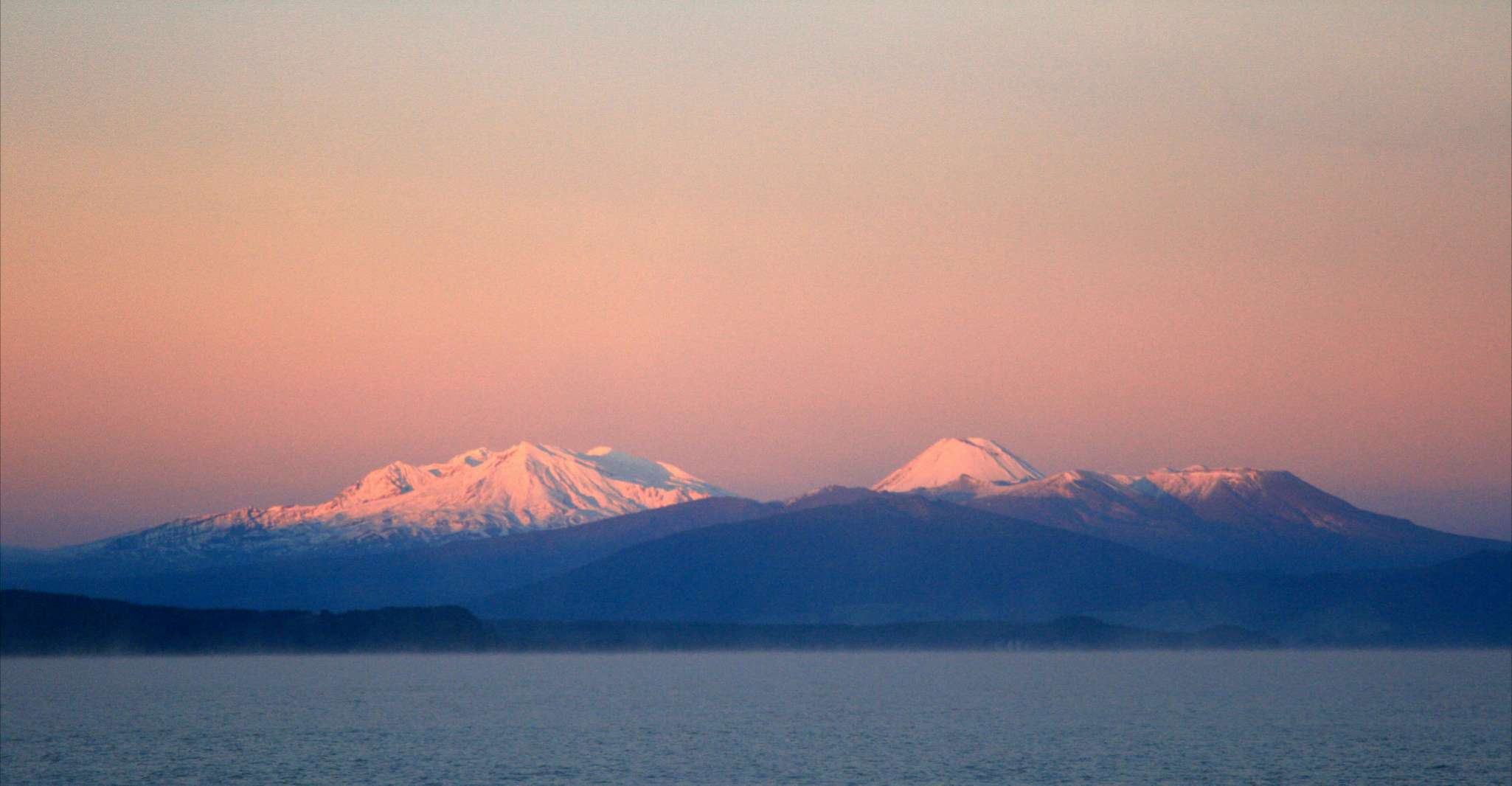 Lake Taupo, 1.5-Hour Maori Rock Carvings 5,00 PM Cruise - Housity