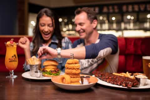 Kraków: Hard Rock Cafe 3-retters meny med Skip-the-Line