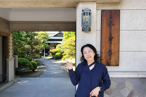 Tokyo: Ginza to Shibamata Walking Tour with Guide