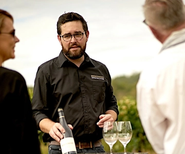 Hunter Valley: VIP Soil-to-Cellar Winery Experience