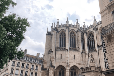 Lyon: Croix-Rousse Silk District & Tête d’Or Park Tour