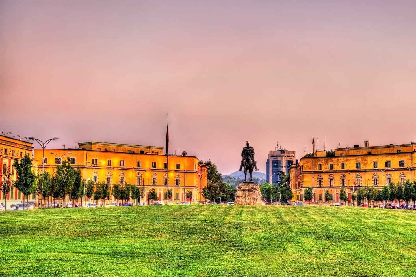 Tirana: Stadt-Highlights Rundgang mit lokalem Führer