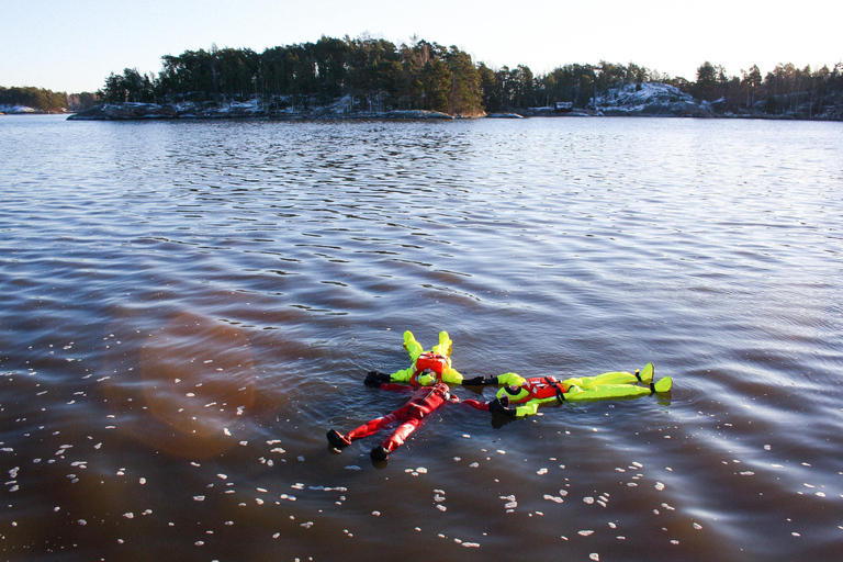 Helsinki: 3 hour Ice Floating & Sauna Cruise
