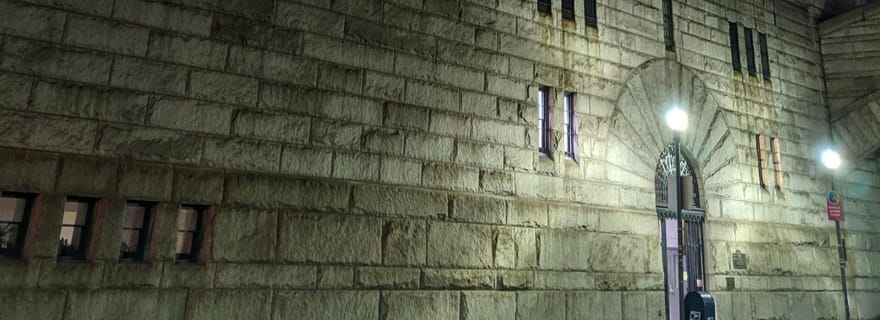 Pittsburgh : visite guidée nocturne à pied sur les fantômes et l'histoire du centre-ville