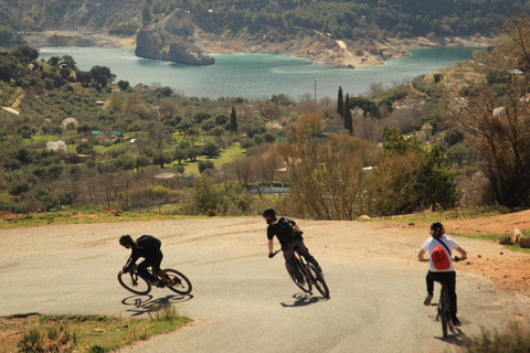 Granada: Tour in bicicletta della natura, della fauna selvatica e dei villaggi autentici