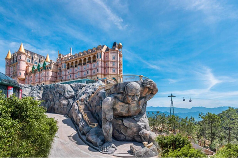 Danang: Gouden Brug - Ba Na Hills - Kleine groepHele dag - Buffet