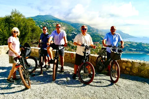 Fantastische Bucht von Villefranche & Billionaire's 5H EBike (Nizza)