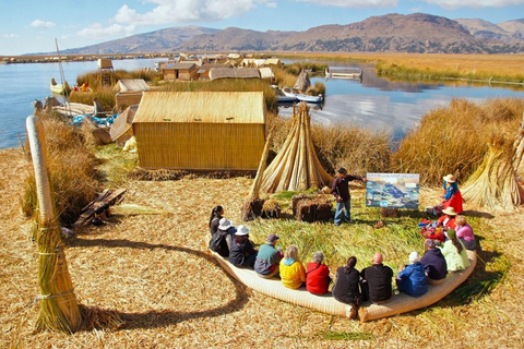 Private excursion to the Uros islands by traditional boat