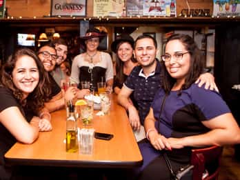 Dallas: Ghost Tour und Pub Crawl mit Souvenir Dallas: Ghost Tour und Pub Crawl mit Souvenir