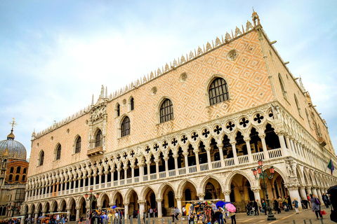 Veneza: Acesso prioritário ao Palácio Ducal Tour em pequenos gruposVeneza: visita guiada ao Palácio Ducal