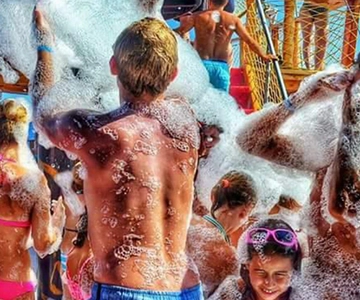 City of Side: Dolphin Island Boat Tour with BBQ & Foam Party